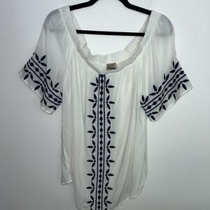 Como Vintage White Boho Women's XL Short Sleeve Navy Embroidered Stitching